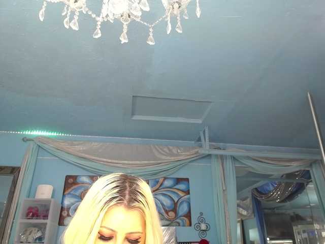 adrianna_fox