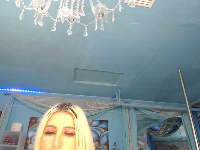 adrianna_fox