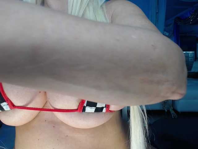 adrianna_fox