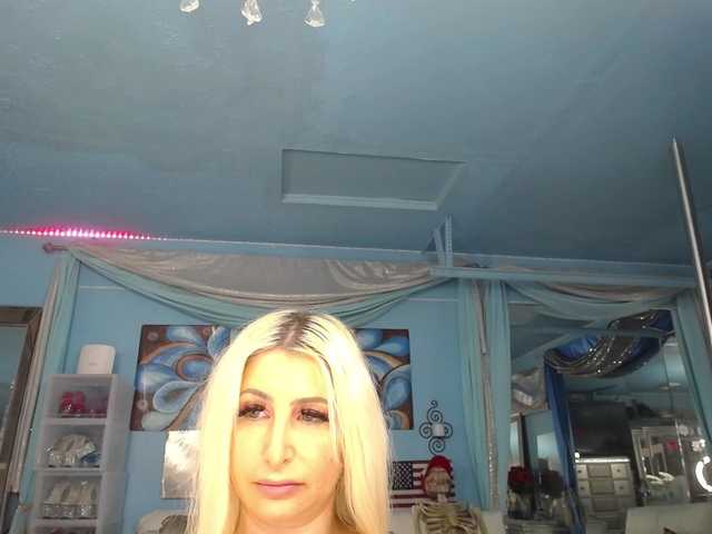 adrianna_fox
