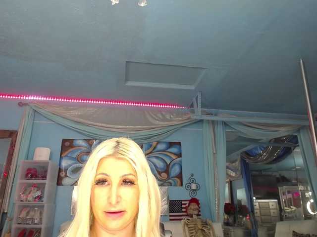adrianna_fox