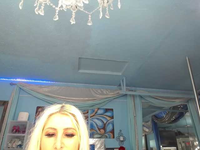 adrianna_fox