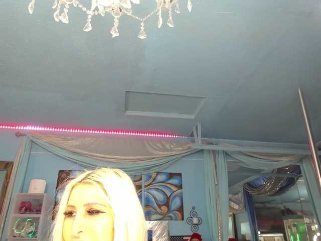 adrianna_fox
