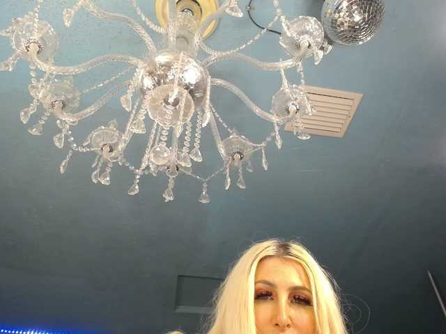 adrianna_fox