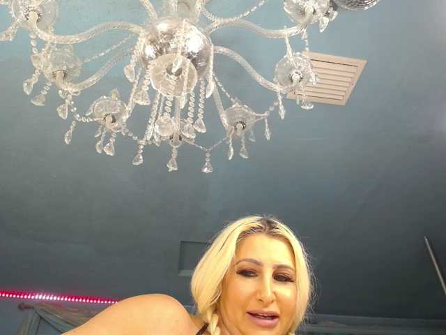 adrianna_fox live cam preview