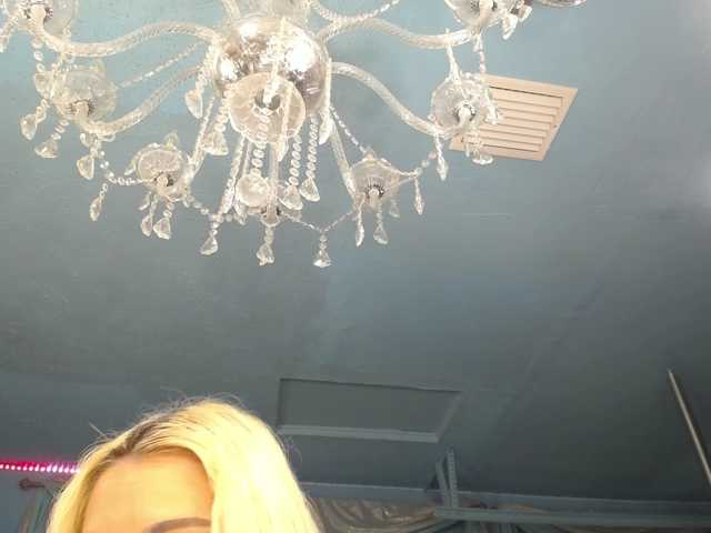 adrianna_fox