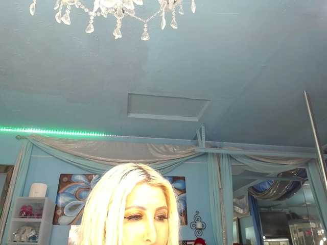 adrianna_fox