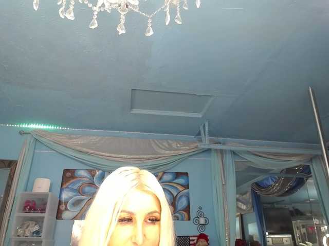 adrianna_fox