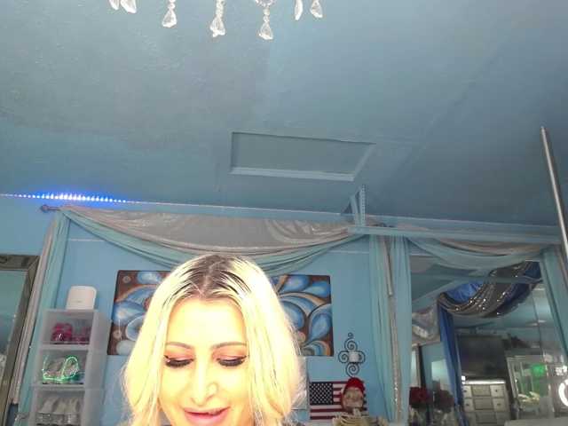 adrianna_fox live cam preview