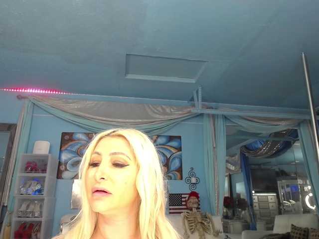 adrianna_fox