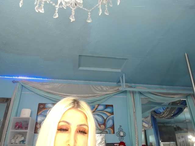 adrianna_fox