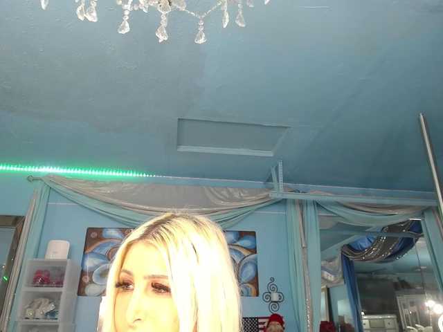 adrianna_fox