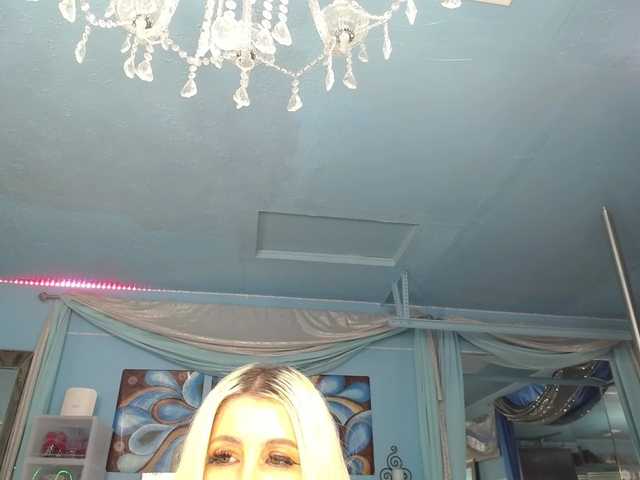 adrianna_fox