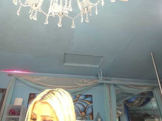 adrianna_fox