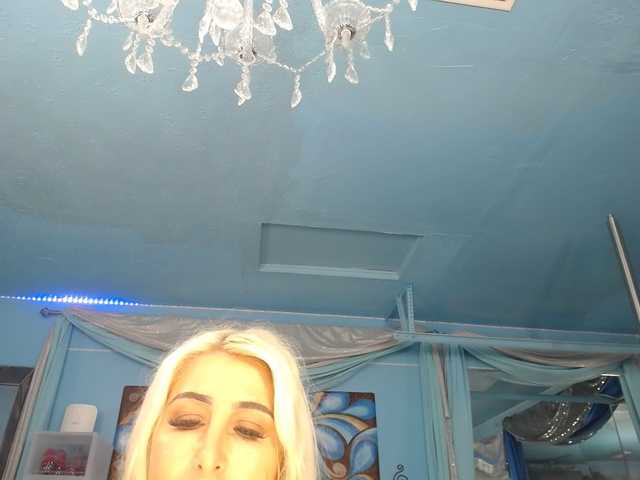 Preview of adrianna_fox