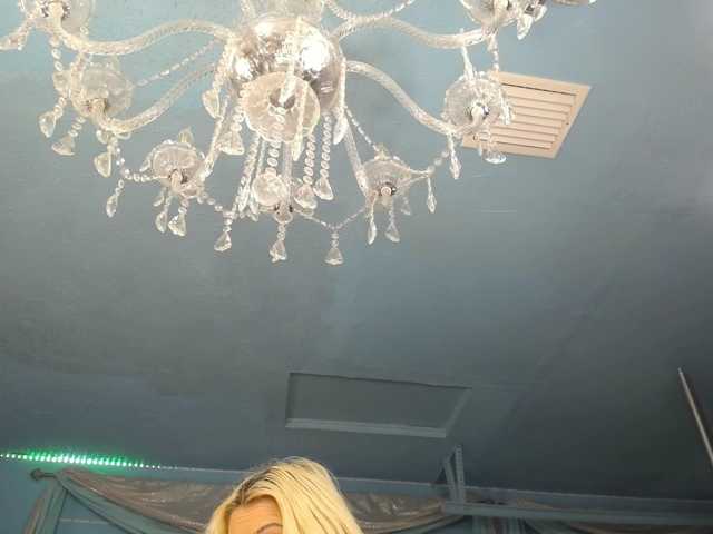 adrianna_fox