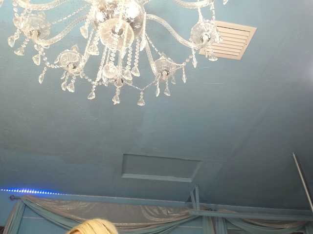 adrianna_fox live cam preview