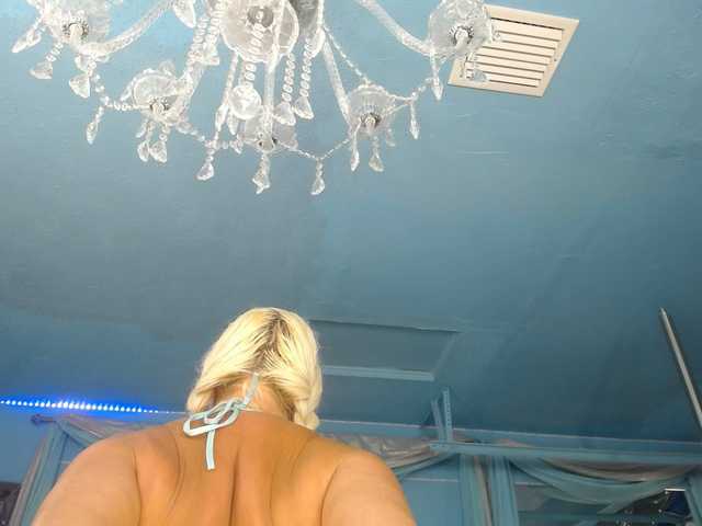 adrianna_fox online