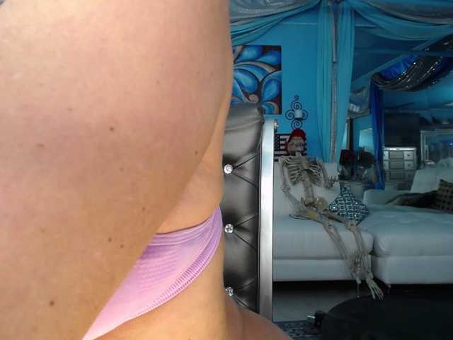 adrianna_fox