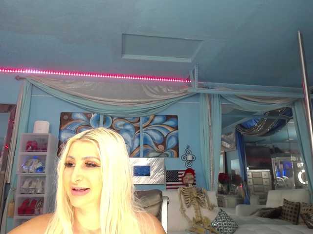 adrianna_fox