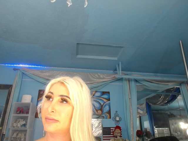 adrianna_fox