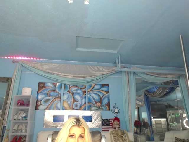 adrianna_fox
