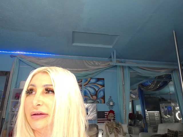 adrianna_fox