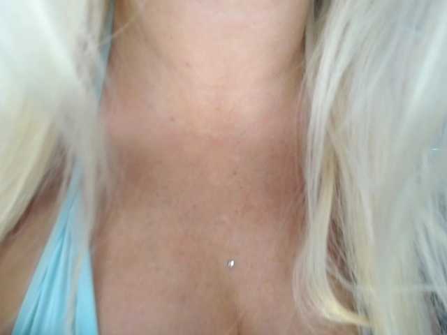 adrianna_fox
