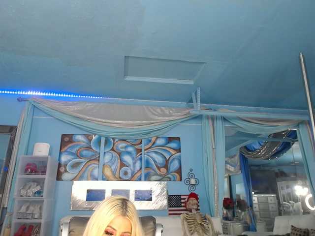 adrianna_fox