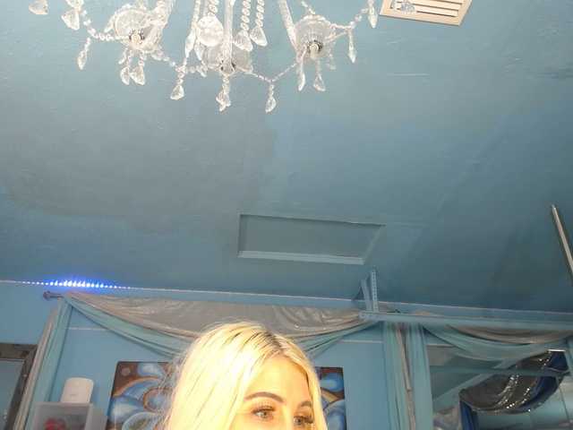 adrianna_fox online