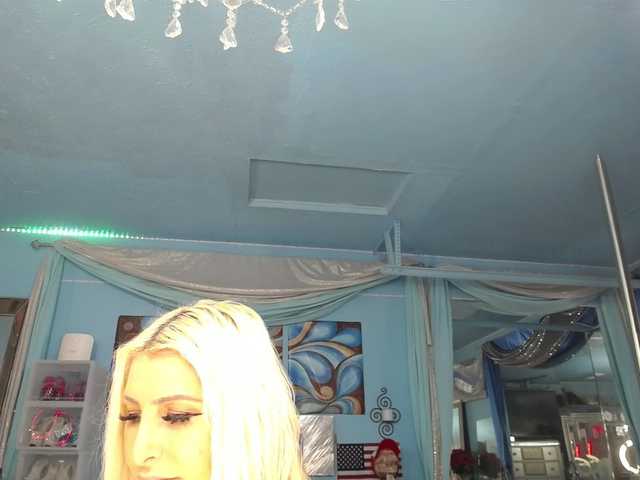adrianna_fox