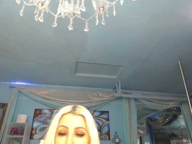 adrianna_fox