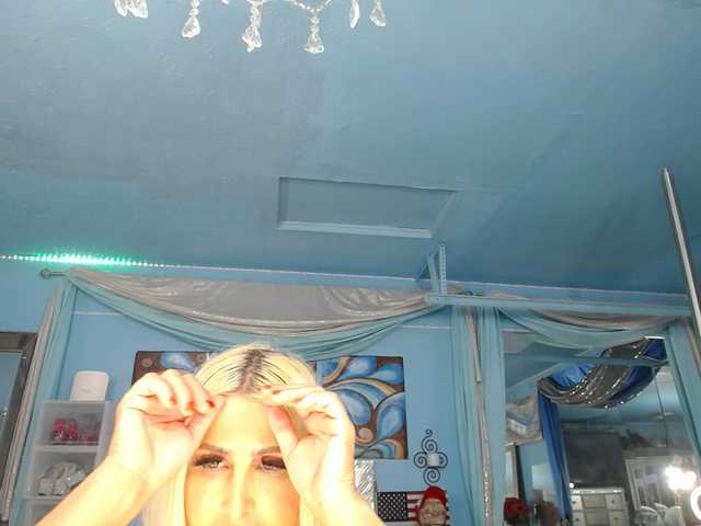adrianna_fox