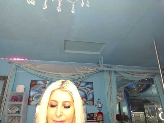 adrianna_fox