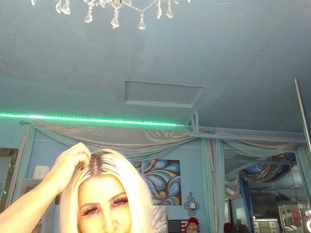 adrianna_fox live cam