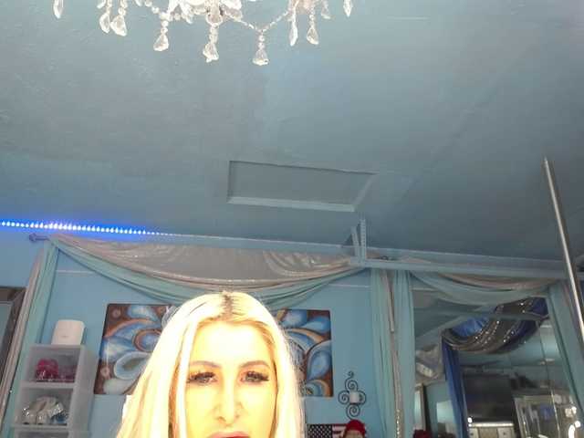 adrianna_fox