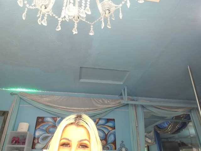 adrianna_fox