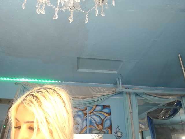 adrianna_fox