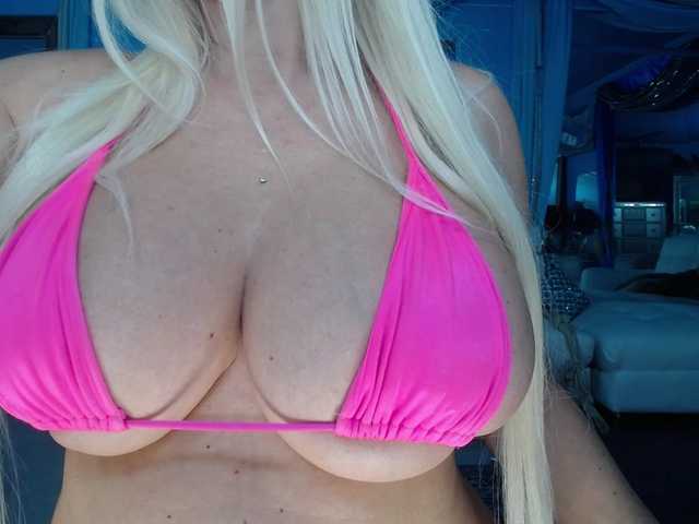 adrianna_fox