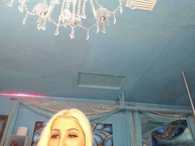adrianna_fox