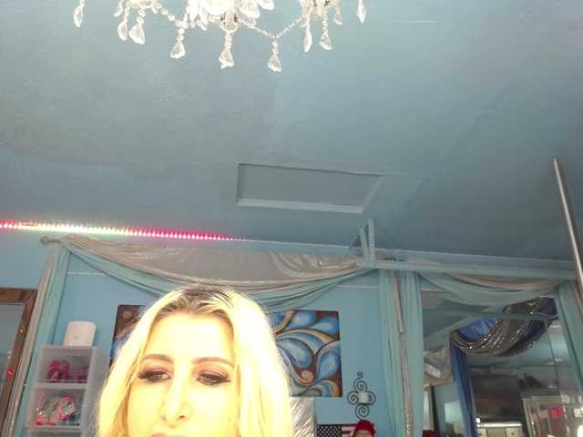 adrianna_fox