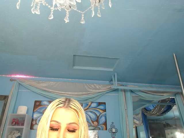 adrianna_fox