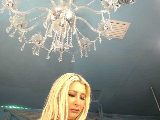 adrianna_fox