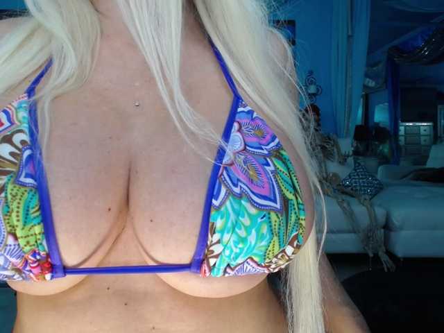adrianna_fox