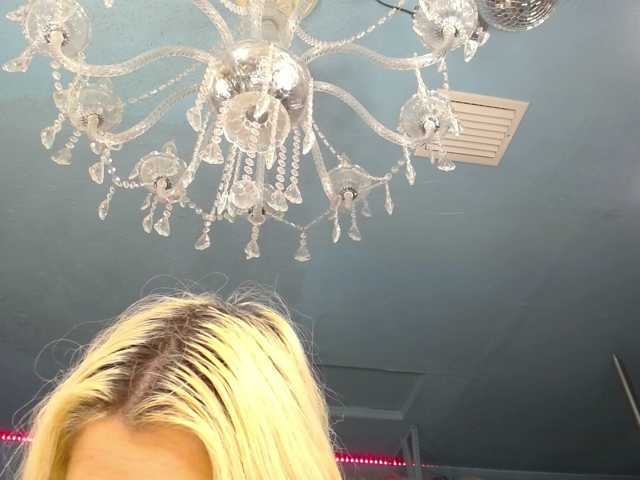 adrianna_fox