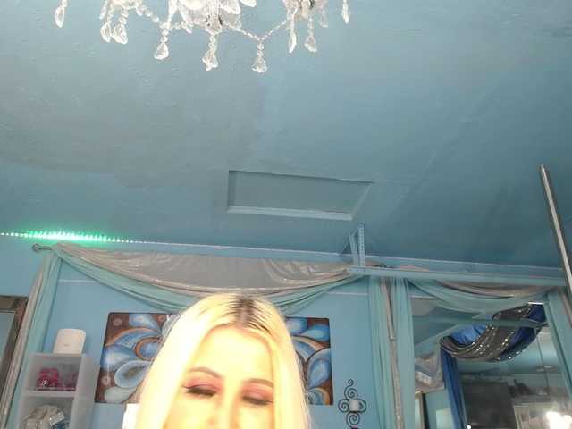 adrianna_fox