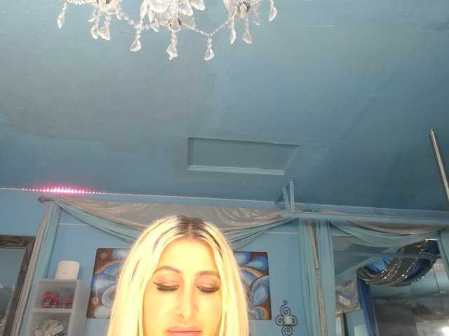 adrianna_fox