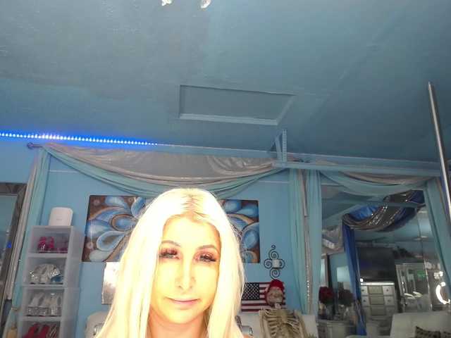 adrianna_fox