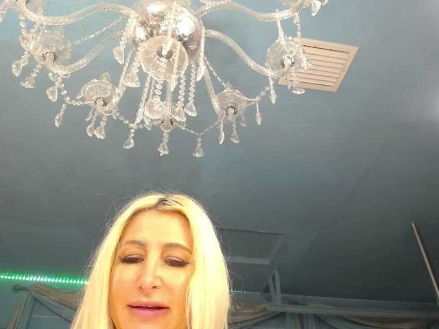 adrianna_fox
