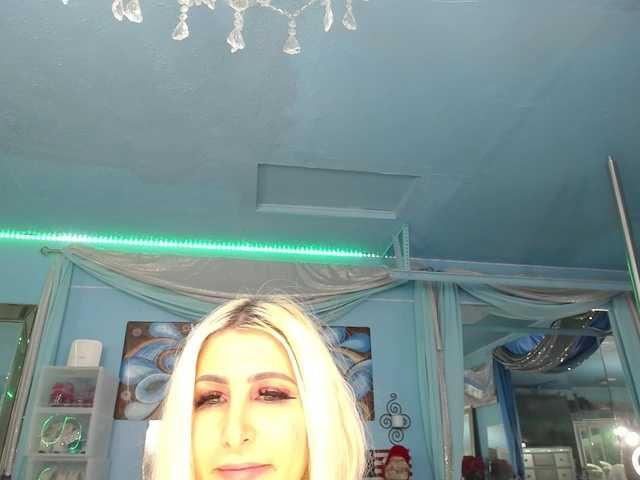 adrianna_fox